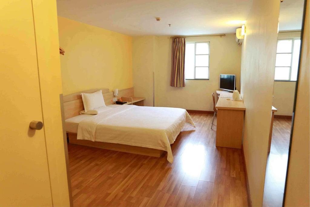 7Days Inn Nanchang Hongdu North Avenue Qingshan Lake Szoba fotó