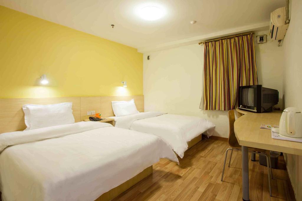 7Days Inn Nanchang Hongdu North Avenue Qingshan Lake Szoba fotó